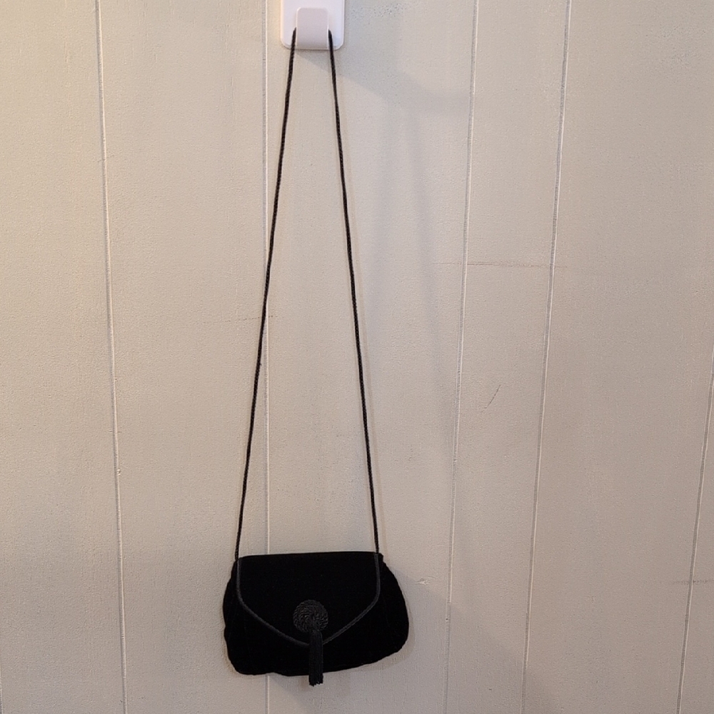 Chic Black Crossbody Bag